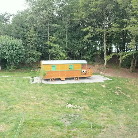 La Roulotte Du Levezou Salles-Curan